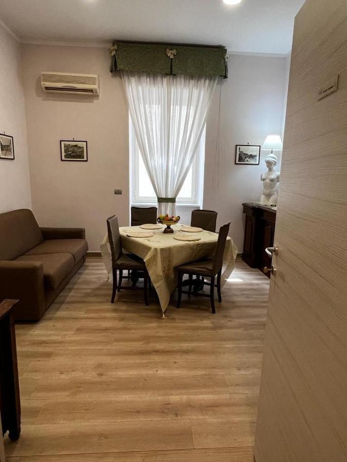 A Casa E Mamma' Apartment Naples Luaran gambar